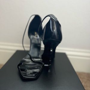 OPYUM SANDALS IN PATENT LEATHER